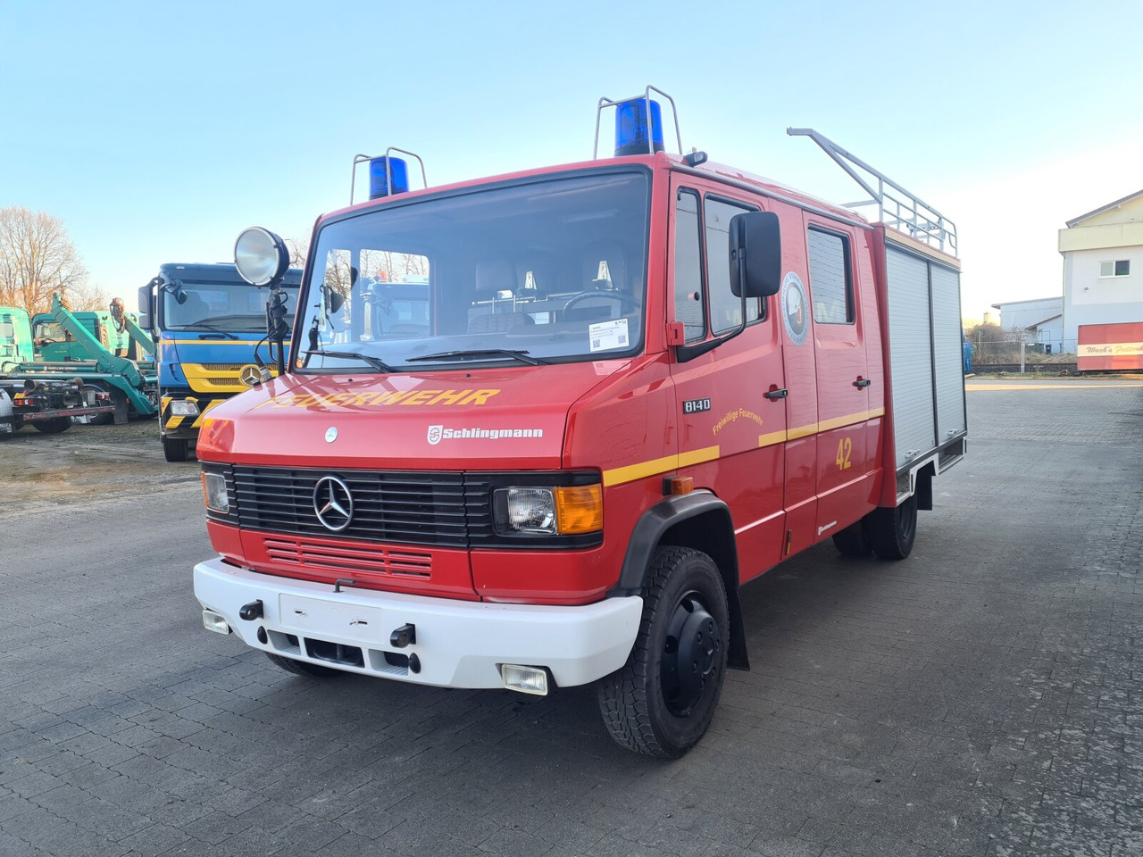 Mercedes-Benz 814 D 4x2 Doka 814 D 4x2 Doka, LF 8/6 - Camion de pompier: photos 1 Mercedes-Benz 814 D 4x2 Doka 814 D 4x2 Doka, LF 8/6 - Camion de pompier: photos 1