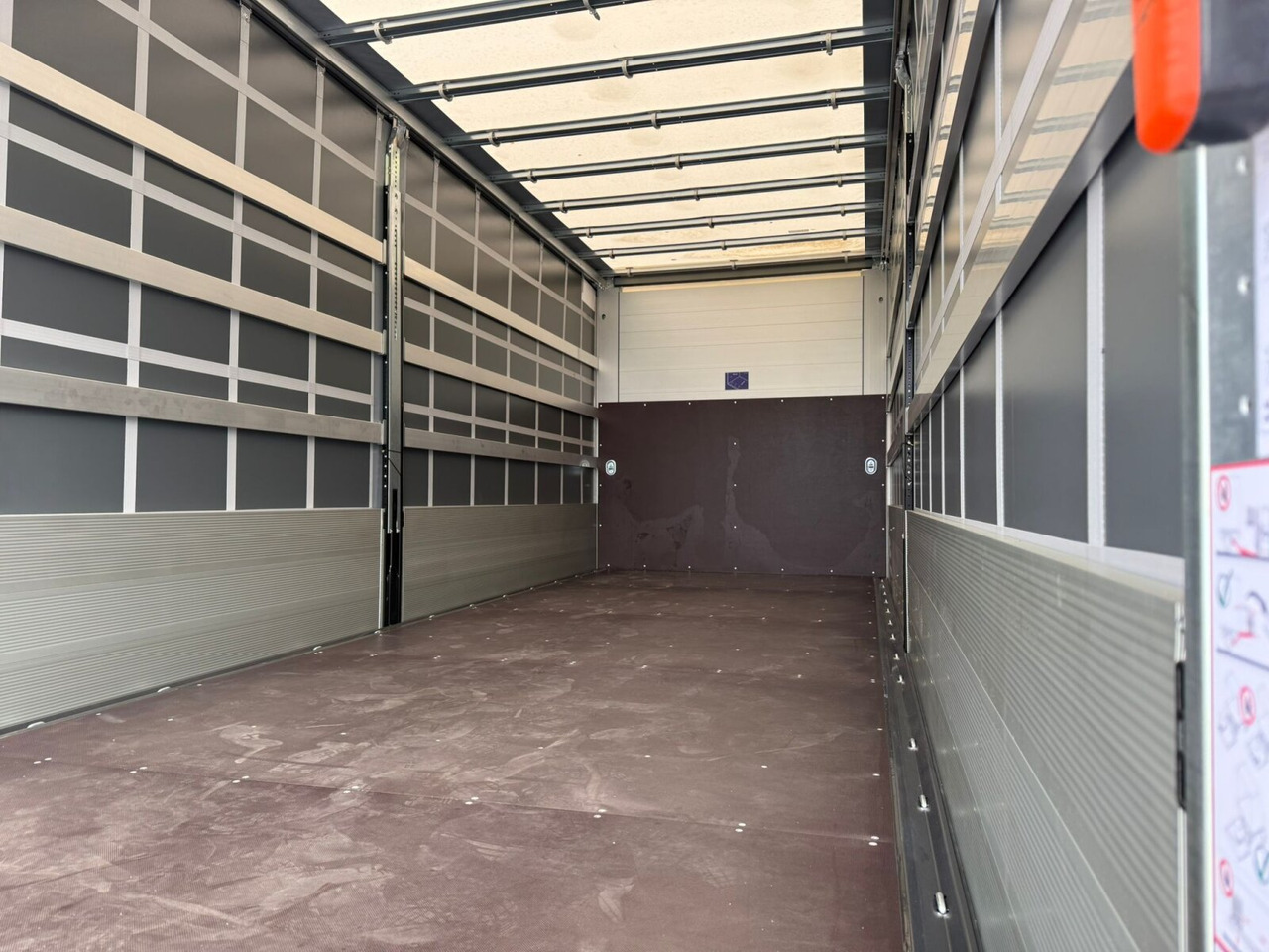 Mercedes-Benz Actros 1827/30 L 4x2 Actros 1827/30 L 4x2, Gardine, LBW - Camion plateau: photos 5 Mercedes-Benz Actros 1827/30 L 4x2 Actros 1827/30 L 4x2, Gardine, LBW - Camion plateau: photos 5