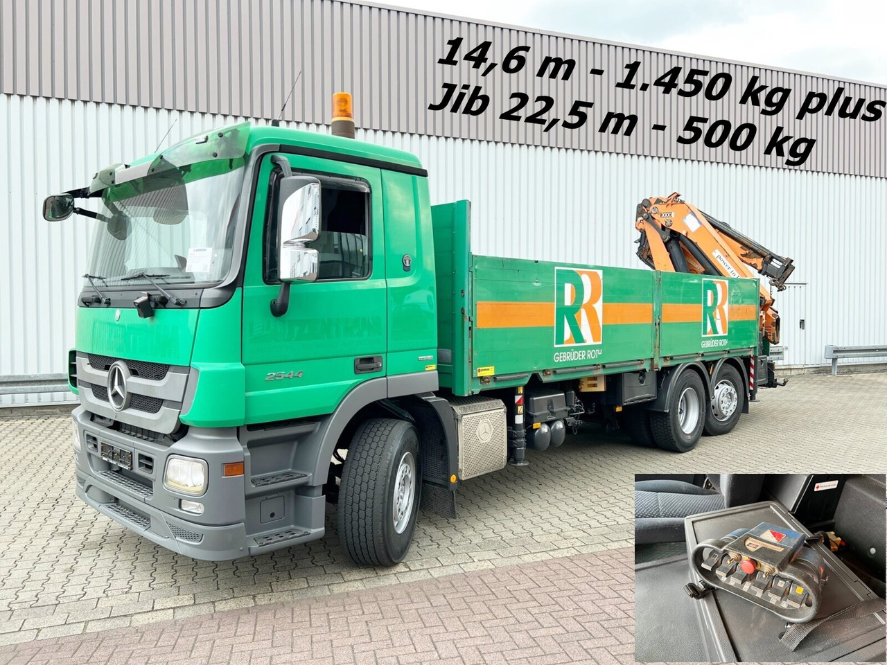 Mercedes-Benz Actros 2544 L 6x2 Actros 2544 L 6x2, Retarder, Lenkachse, Heckkran HMF 3000-K5 + Jip, Funk - Camion grue, Camion plateau: photos 1 Mercedes-Benz Actros 2544 L 6x2 Actros 2544 L 6x2, Retarder, Lenkachse, Heckkran HMF 3000-K5 + Jip, Funk - Camion grue, Camion plateau: photos 1