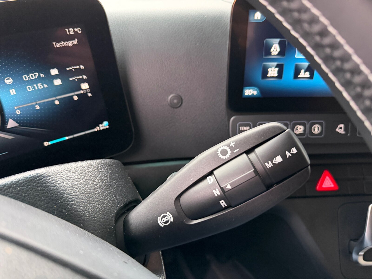 Mercedes-Benz Actros 2546 L 6x2 Actros 2546 L 6x2, Retarder, Lenk-/Liftachse, MultimediaCockpit, StreamSpace - Châssis cabine: photos 4 Mercedes-Benz Actros 2546 L 6x2 Actros 2546 L 6x2, Retarder, Lenk-/Liftachse, MultimediaCockpit, StreamSpace - Châssis cabine: photos 4