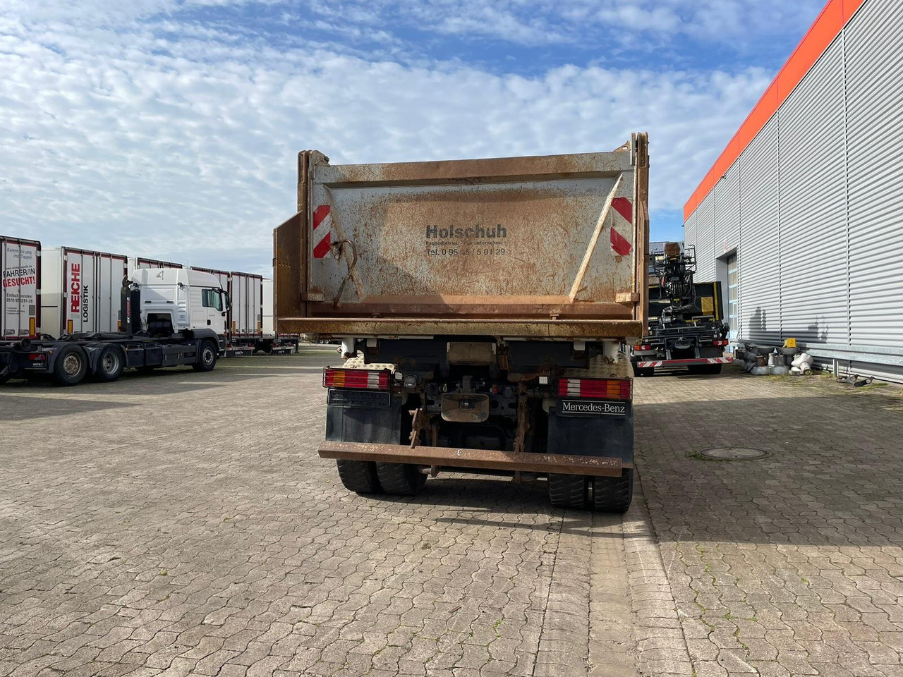 Mercedes-Benz Actros MP III 3544/8x4/4 Actros MP III 3544/8x4/4, 3 Pedale - Camion benne: photos 3 Mercedes-Benz Actros MP III 3544/8x4/4 Actros MP III 3544/8x4/4, 3 Pedale - Camion benne: photos 3