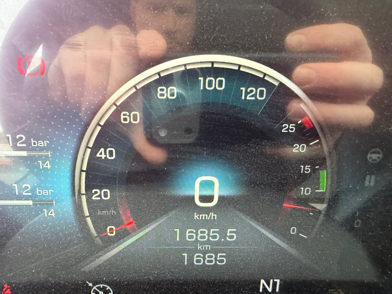 Mercedes-Benz Arocs 1840 K 4x2 Arocs 1840 K 4x2, MultimediaCockpit, 2x Nebenantrieb, NMV & Motorabtrieb - Camion ampliroll: photos 4 Mercedes-Benz Arocs 1840 K 4x2 Arocs 1840 K 4x2, MultimediaCockpit, 2x Nebenantrieb, NMV & Motorabtrieb - Camion ampliroll: photos 4