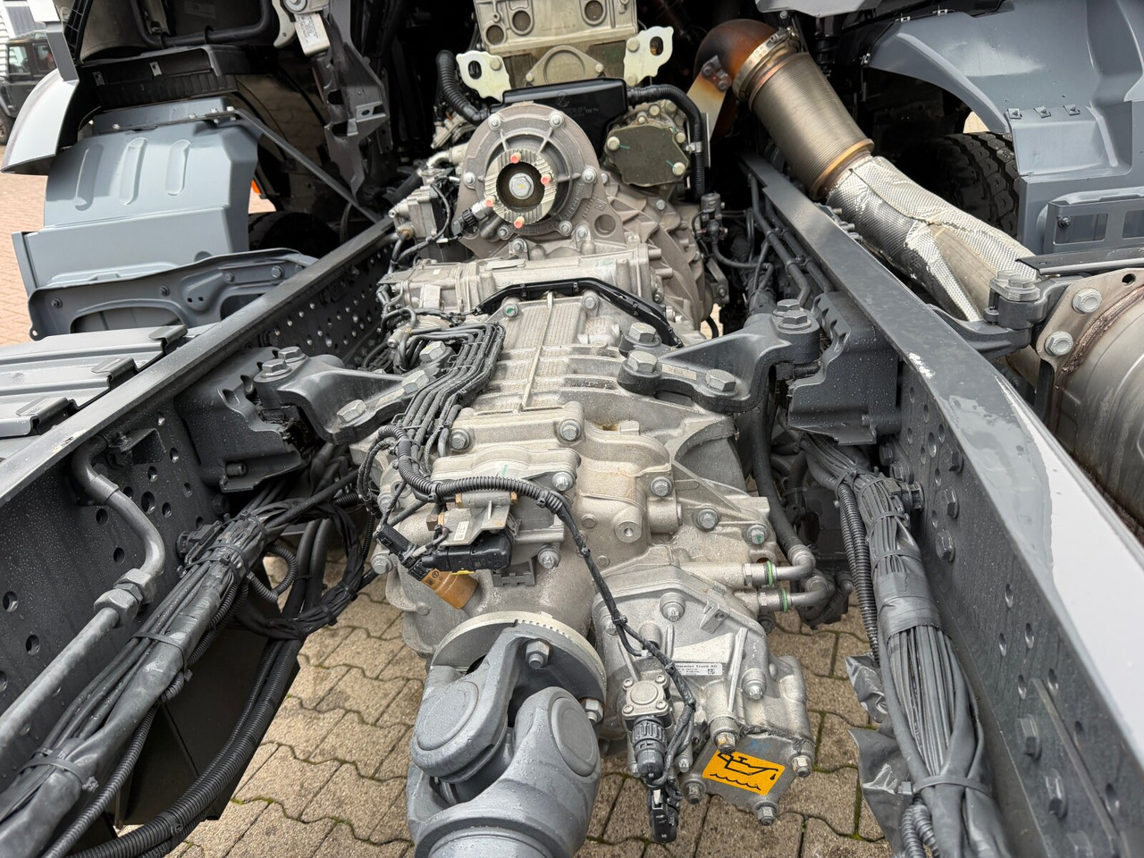 Mercedes-Benz Arocs 1840 K 4x2 Arocs 1840 K 4x2, MultimediaCockpit, 2x Nebenantrieb, NMV & Motorabtrieb - Camion ampliroll: photos 2 Mercedes-Benz Arocs 1840 K 4x2 Arocs 1840 K 4x2, MultimediaCockpit, 2x Nebenantrieb, NMV & Motorabtrieb - Camion ampliroll: photos 2