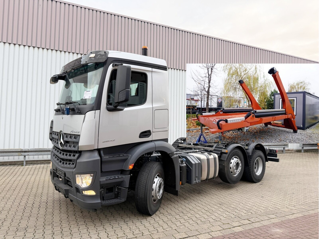 Mercedes-Benz Arocs 2542 L 6x2/4 Arocs 2542/45 L 6x2/4, Vorlauflenk-/liftachse, Navi, MultimediaCockpit - Camion multibenne: photos 1 Mercedes-Benz Arocs 2542 L 6x2/4 Arocs 2542/45 L 6x2/4, Vorlauflenk-/liftachse, Navi, MultimediaCockpit - Camion multibenne: photos 1