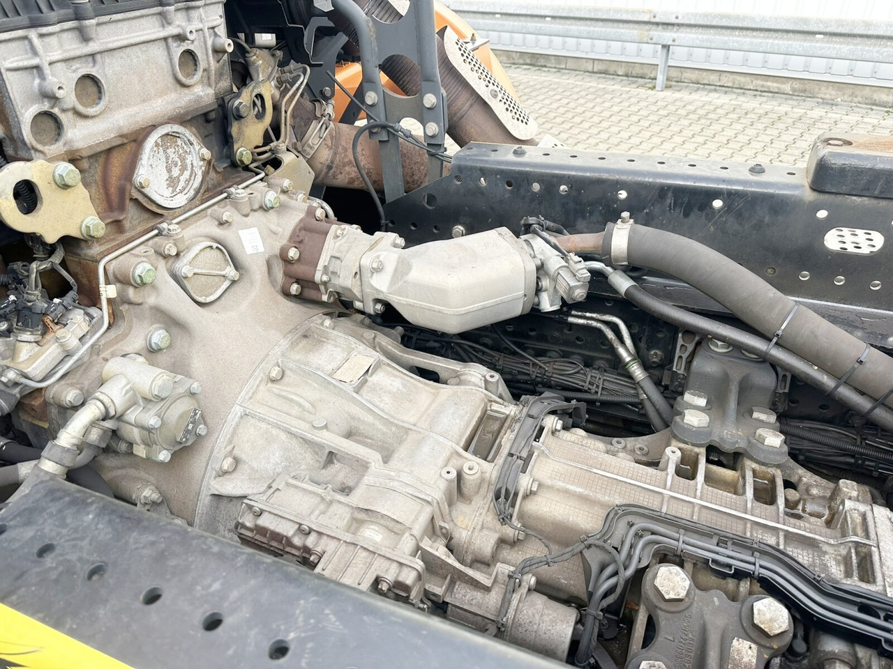 Mercedes-Benz Arocs 2552 L 6x2 Arocs 2552 L 6x2, Lenk-/Liftachse - Camion ampliroll: photos 4 Mercedes-Benz Arocs 2552 L 6x2 Arocs 2552 L 6x2, Lenk-/Liftachse - Camion ampliroll: photos 4