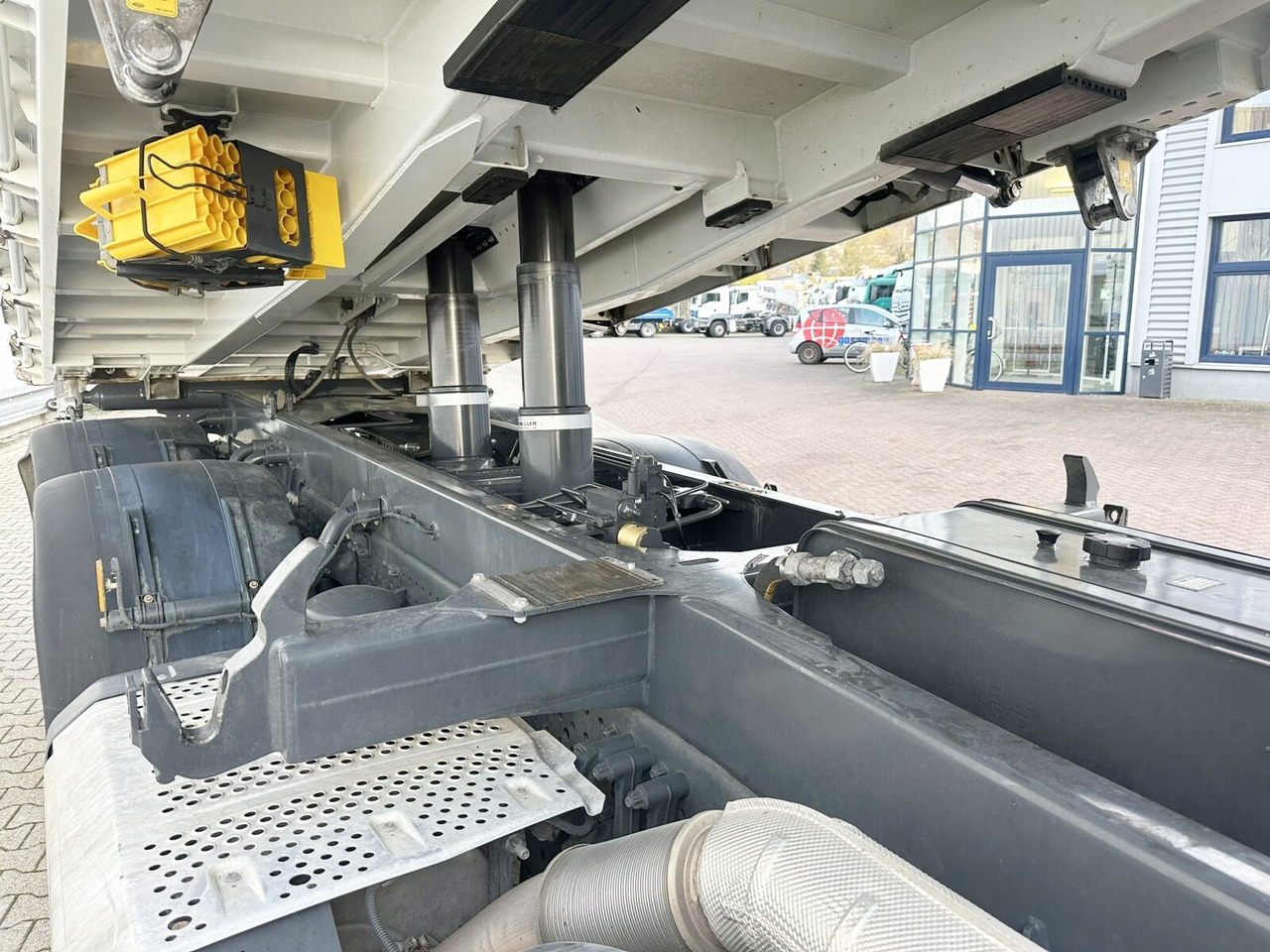 Camion benne Mercedes-Benz Arocs 3445 K 8x4/4 Arocs 3445 K 8x4/4, Meiller Bordmatik links: photos 15