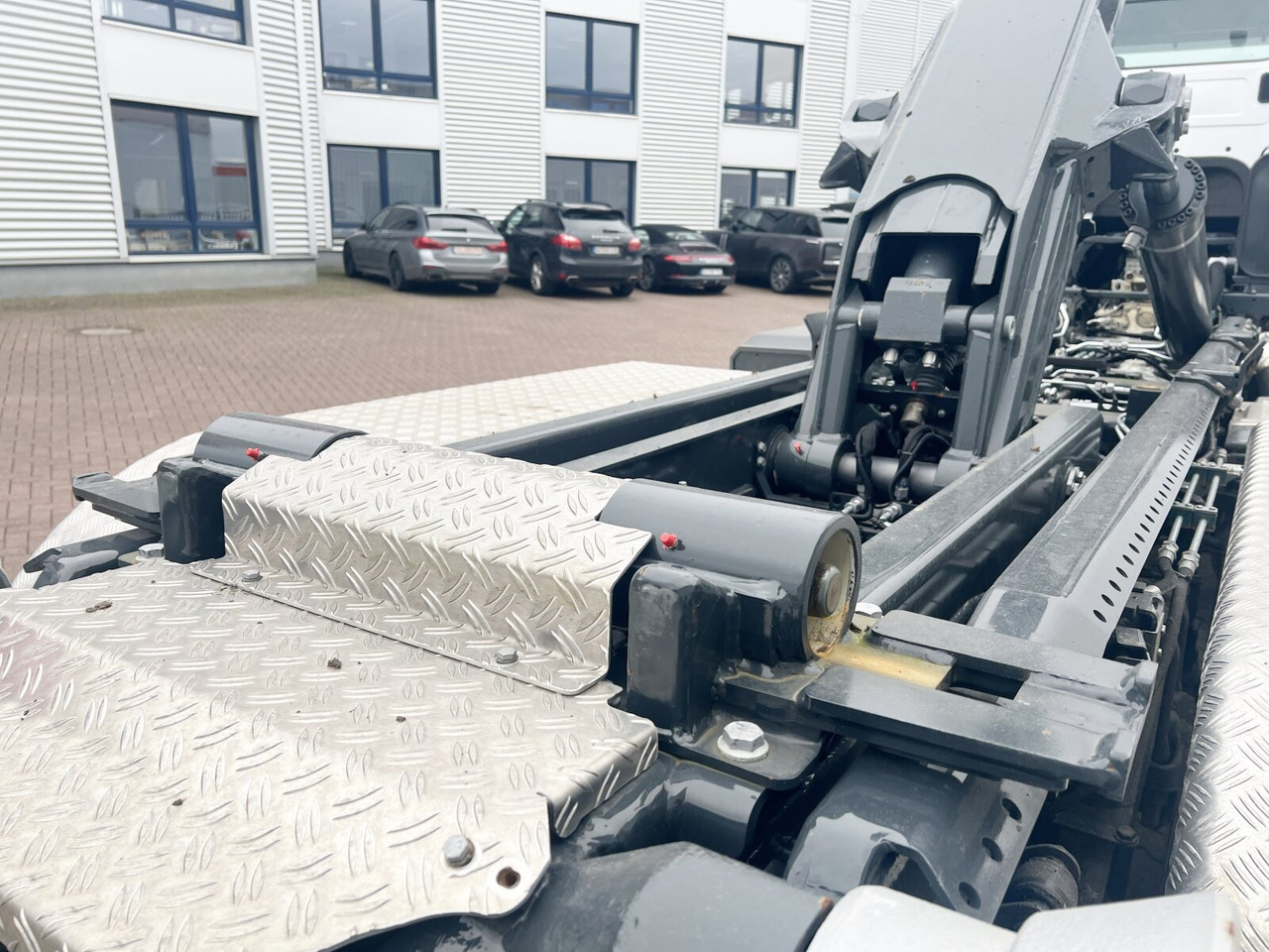 Mercedes-Benz Arocs 4142/48 8x4/4 Arocs 4142/48 8x4/4, Grounder, Meiller RS26 62-K, Funk - Camion ampliroll: photos 2 Mercedes-Benz Arocs 4142/48 8x4/4 Arocs 4142/48 8x4/4, Grounder, Meiller RS26 62-K, Funk - Camion ampliroll: photos 2