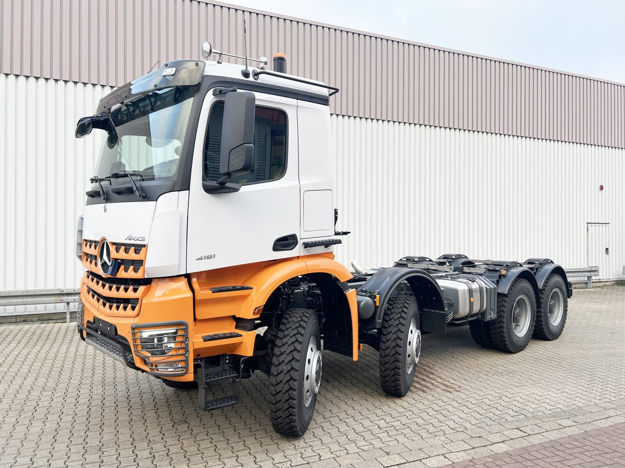 Mercedes-Benz Arocs 4151 AK 8x8/4 Arocs 4151 AK 8x8/4, Grounder - Châssis cabine: photos 1 Mercedes-Benz Arocs 4151 AK 8x8/4 Arocs 4151 AK 8x8/4, Grounder - Châssis cabine: photos 1