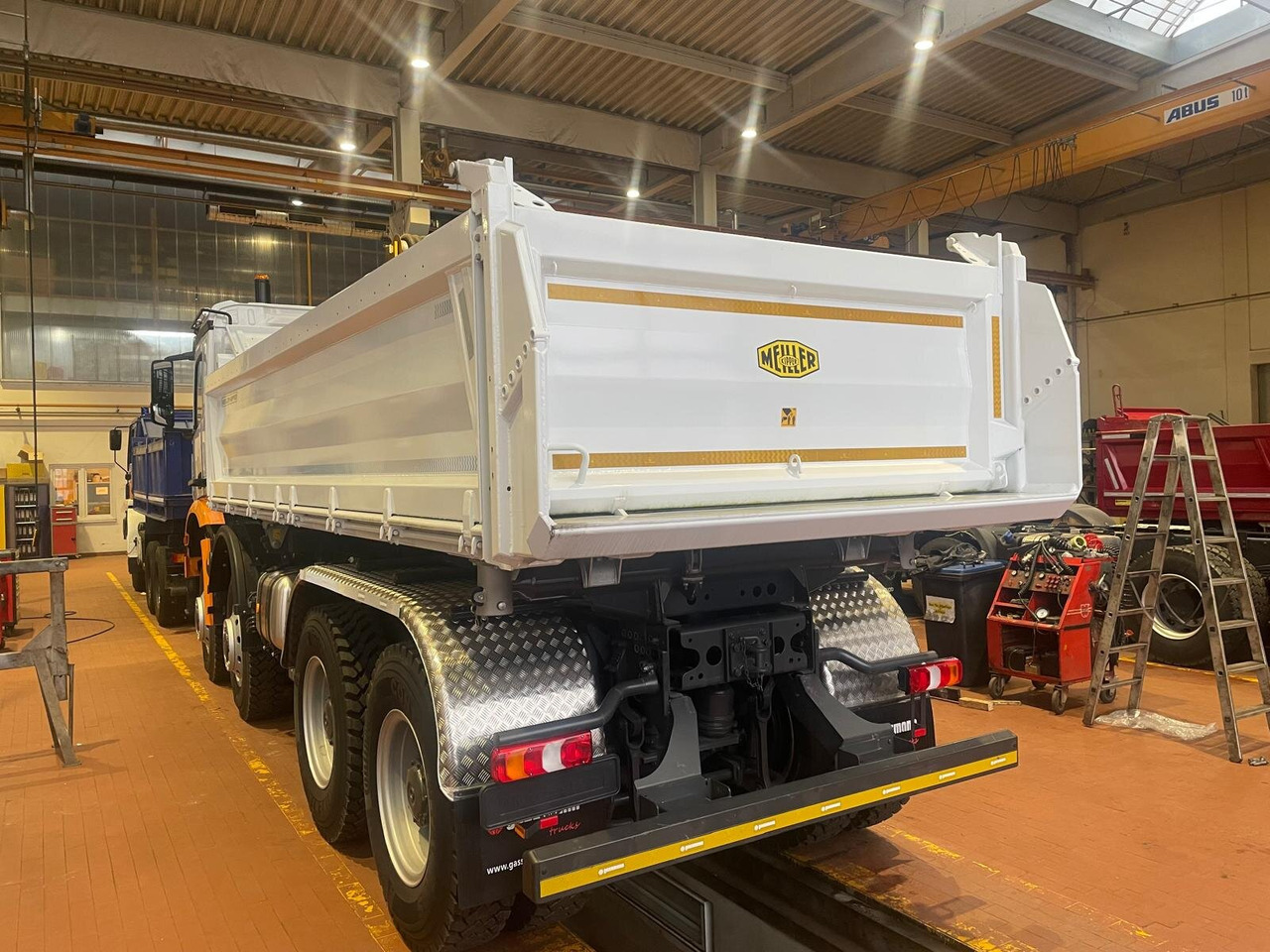 Camion benne neuf Mercedes-Benz Arocs 4151 AK 8x8/4 Arocs 4151 AK 8x8/4, Grounder: photos 9 Camion benne neuf Mercedes-Benz Arocs 4151 AK 8x8/4 Arocs 4151 AK 8x8/4, Grounder: photos 9