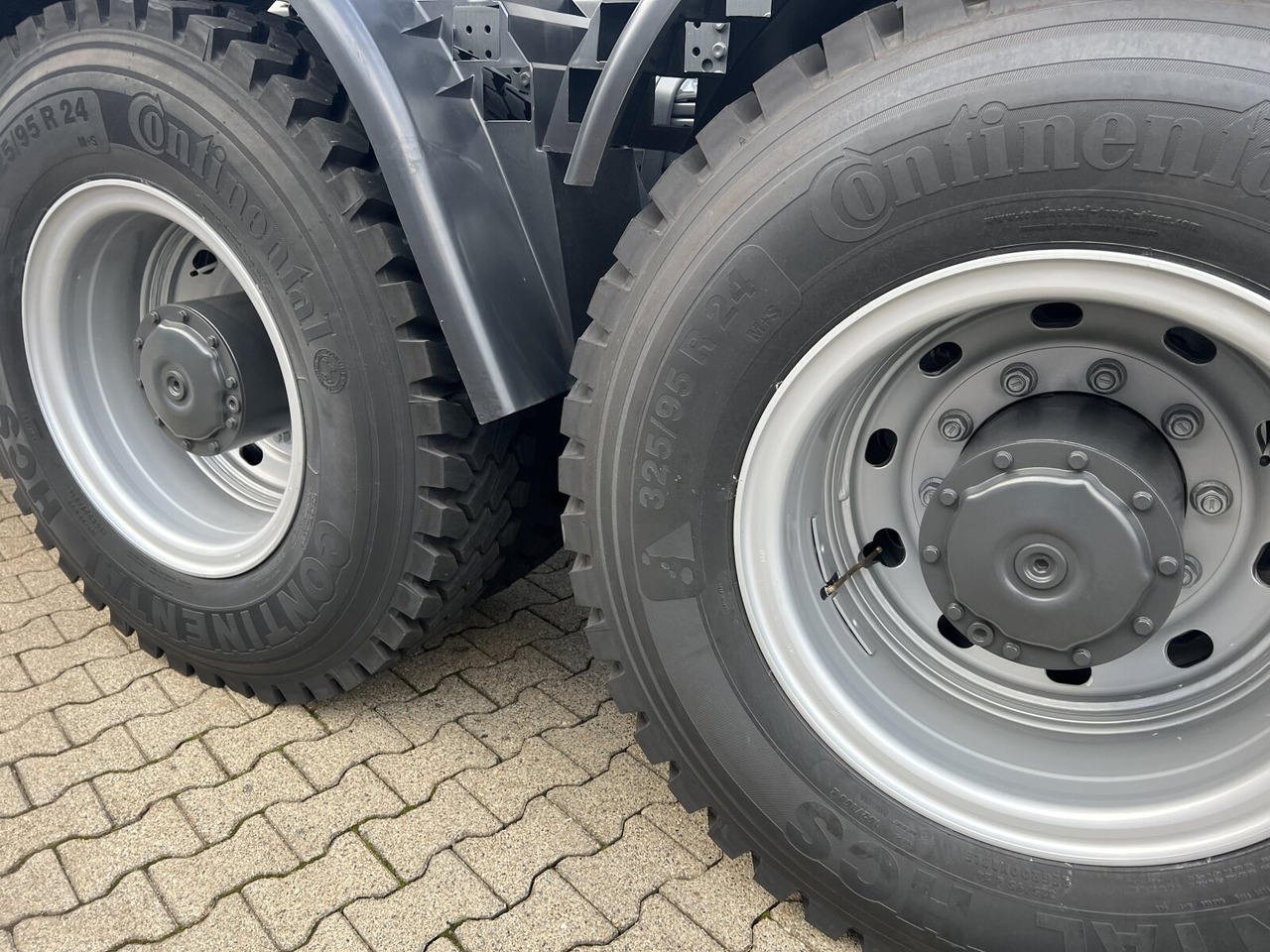 Mercedes-Benz Arocs 4151 AK 8x8/4 Arocs 4151 AK 8x8/4, Grounder - Camion benne: photos 5 Mercedes-Benz Arocs 4151 AK 8x8/4 Arocs 4151 AK 8x8/4, Grounder - Camion benne: photos 5
