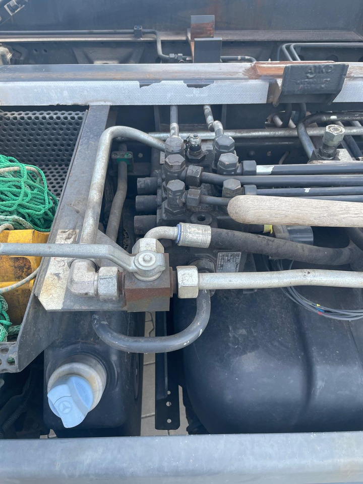 Mercedes-Benz Atego 1224 K 4x2 Atego 1224 K 4x2 - Camion ampliroll: photos 4 Mercedes-Benz Atego 1224 K 4x2 Atego 1224 K 4x2 - Camion ampliroll: photos 4