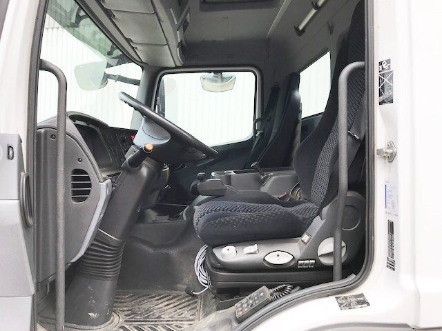 Mercedes-Benz Atego 1224 L 4x2 Atego 1224 L 4x2 Glastransporter, gegen Aufpreis Heckkran Fassi F95A21 - Camion plateau, Camion grue: photos 3 Mercedes-Benz Atego 1224 L 4x2 Atego 1224 L 4x2 Glastransporter, gegen Aufpreis Heckkran Fassi F95A21 - Camion plateau, Camion grue: photos 3