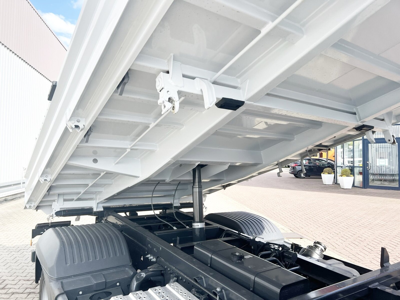 Camion benne Mercedes-Benz Atego 818/23 K 4x2 Atego 818/23 K 4x2, 2x AHK, Meiller-Kipper, mehrfach Vorhanden!: photos 10 Camion benne Mercedes-Benz Atego 818/23 K 4x2 Atego 818/23 K 4x2, 2x AHK, Meiller-Kipper, mehrfach Vorhanden!: photos 10