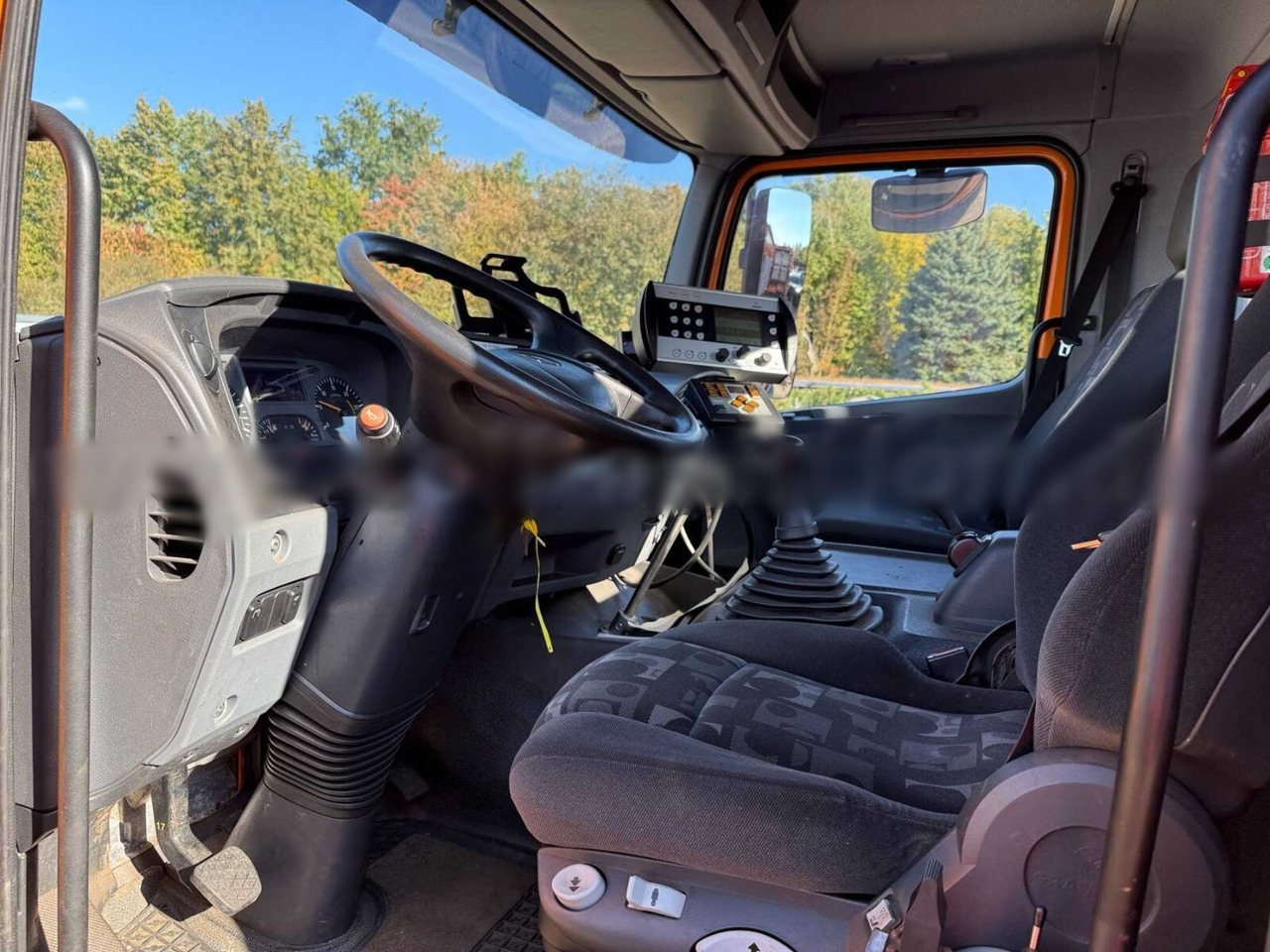 Mercedes-Benz Axor 1824 L 4x2 Axor 1824 L 4x2, Motorabtrieb, Winterdienstausstattung - Camion ampliroll: photos 5 Mercedes-Benz Axor 1824 L 4x2 Axor 1824 L 4x2, Motorabtrieb, Winterdienstausstattung - Camion ampliroll: photos 5