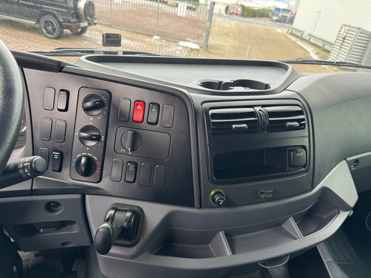 Camion fourgon Mercedes-Benz Axor 1833 L 4x2 Axor 1833 L 4x2, Getränkekoffer: photos 5