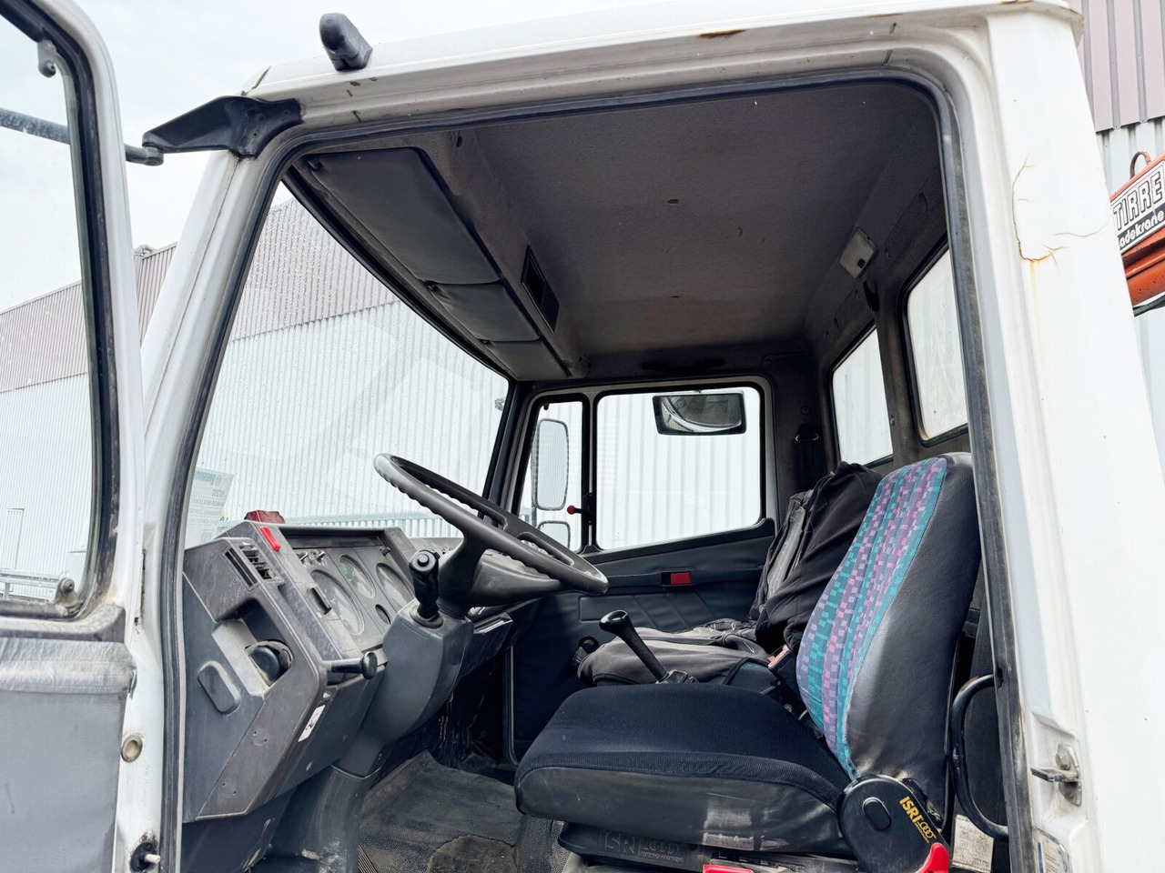 Mercedes-Benz LK 814 4x2 LK 814 4x2, 6-Zylinder, Kran Tirre Euro 35 - Camion grue, Camion plateau: photos 3 Mercedes-Benz LK 814 4x2 LK 814 4x2, 6-Zylinder, Kran Tirre Euro 35 - Camion grue, Camion plateau: photos 3