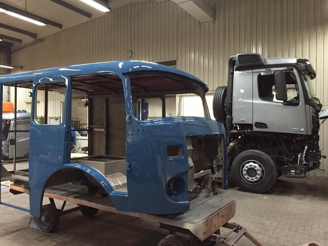 Mercedes-Benz - LP710/32 LF16V LP710/32, Autotransporter - Camion porte-voitures: photos 2 Mercedes-Benz - LP710/32 LF16V LP710/32, Autotransporter - Camion porte-voitures: photos 2