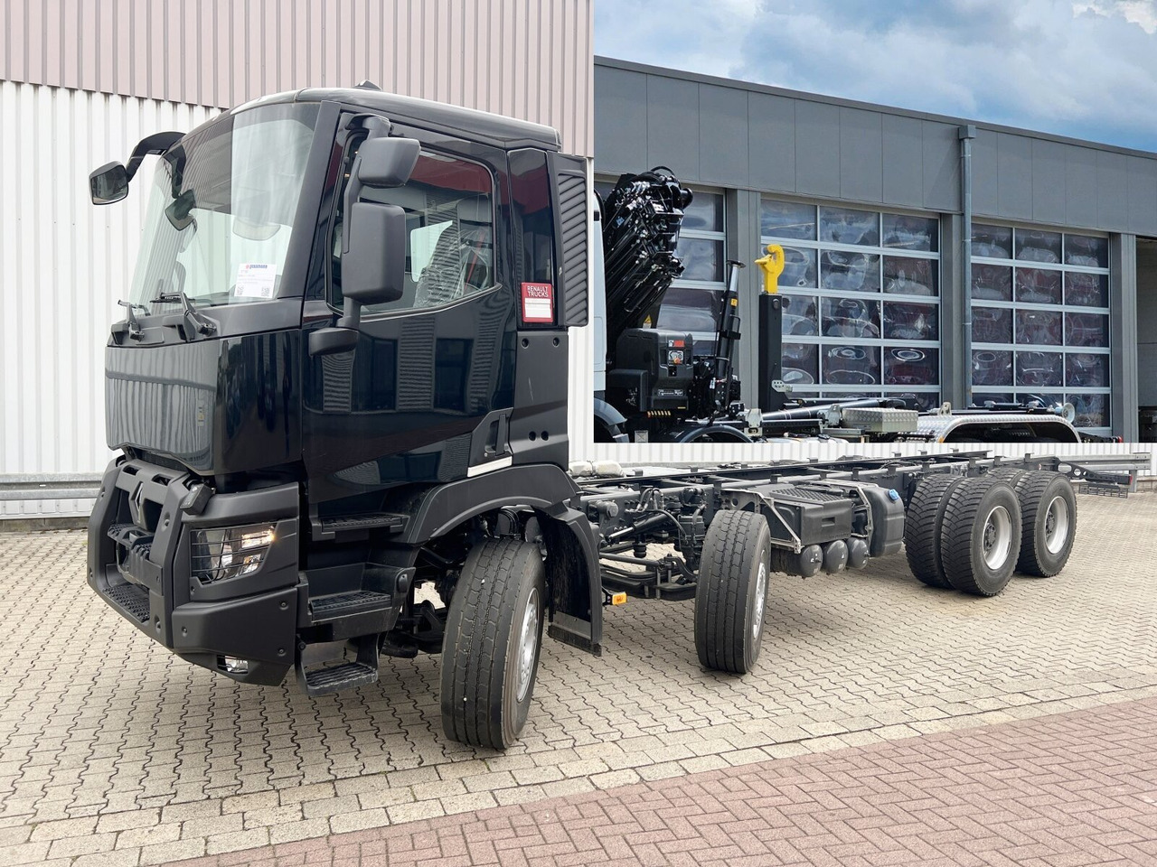 Renault C 480 8x4 C 480 8x4, Kran 15-35m/t - Camion ampliroll, Camion grue: photos 1 Renault C 480 8x4 C 480 8x4, Kran 15-35m/t - Camion ampliroll, Camion grue: photos 1