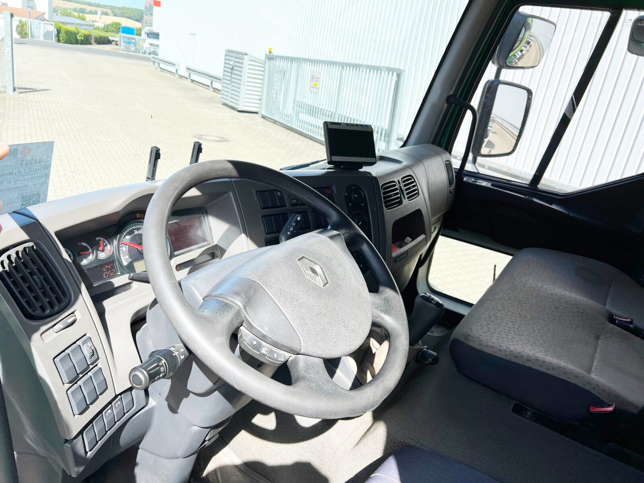 Renault Midlum 220.12 4x2 Midlum 220.12 4x2, BDF verschiedene Größen - Châssis cabine: photos 2 Renault Midlum 220.12 4x2 Midlum 220.12 4x2, BDF verschiedene Größen - Châssis cabine: photos 2