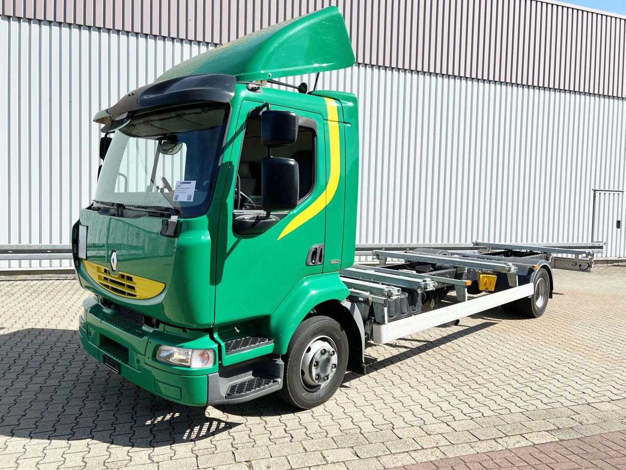 Renault Midlum 220.12 4x2 Midlum 220.12 4x2, BDF verschiedene Größen - Châssis cabine: photos 1 Renault Midlum 220.12 4x2 Midlum 220.12 4x2, BDF verschiedene Größen - Châssis cabine: photos 1