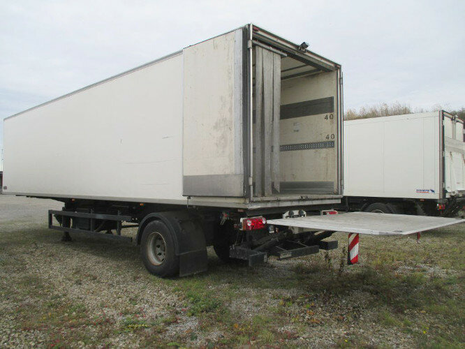 SVKA 10 ZVKA 10 City-Sattel Thermo King SL 200e - Semi-remorque frigorifique: photos 3 SVKA 10 ZVKA 10 City-Sattel Thermo King SL 200e - Semi-remorque frigorifique: photos 3