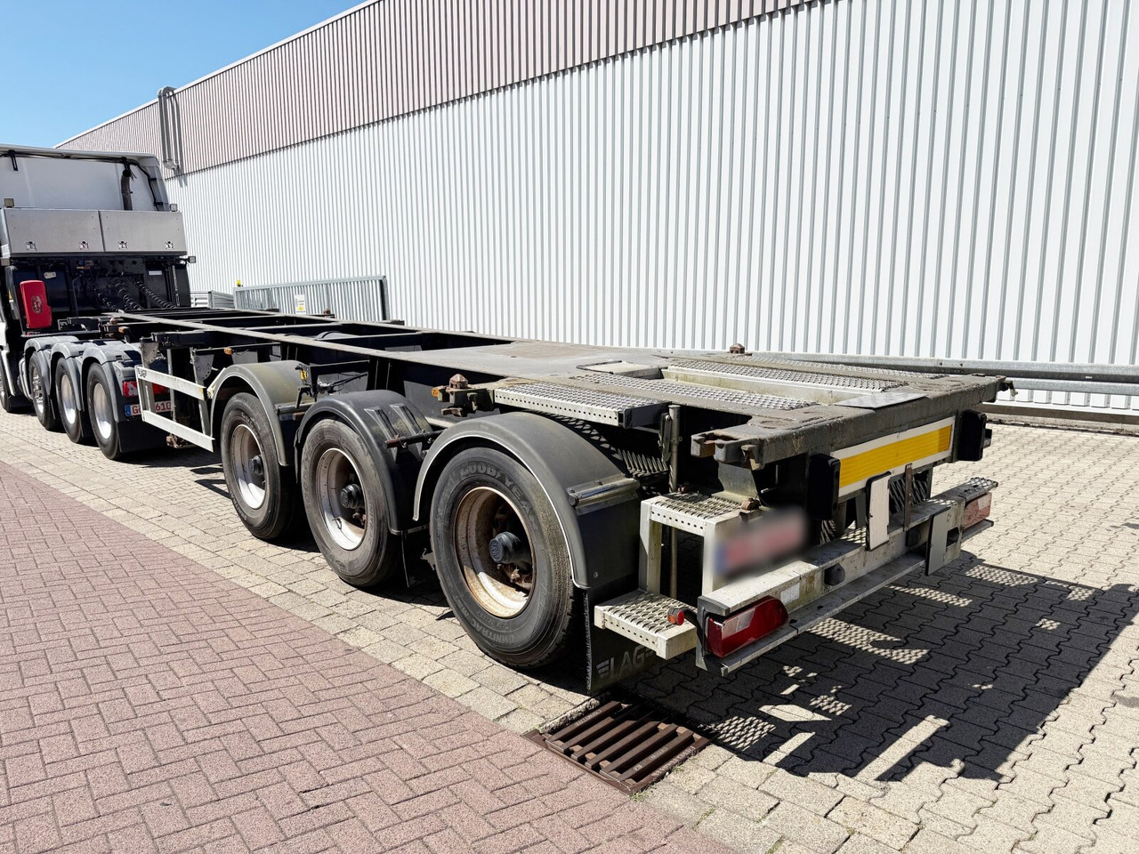 Lag 0-3-39 CD Containerchassis 0-3-39 CD Containerchassis, 20ft und 30ft, ADR - Semi-remorque: photos 4 Lag 0-3-39 CD Containerchassis 0-3-39 CD Containerchassis, 20ft und 30ft, ADR - Semi-remorque: photos 4
