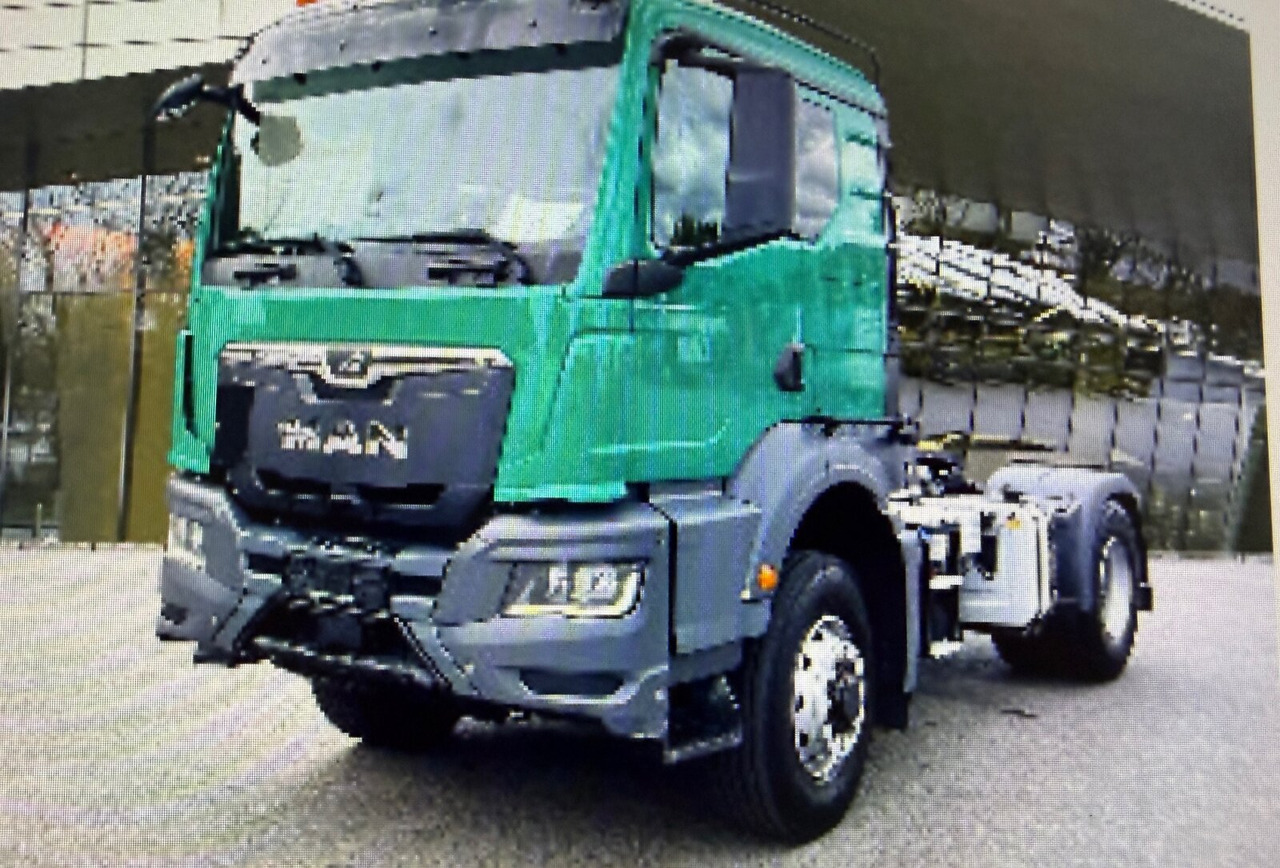 MAN TGS 18.470 4X4H BL SA TGS 18.470 4X4H BL SA, HydroDrive, Navi, LED, Kipphydraulik - Tracteur routier: photos 4 MAN TGS 18.470 4X4H BL SA TGS 18.470 4X4H BL SA, HydroDrive, Navi, LED, Kipphydraulik - Tracteur routier: photos 4