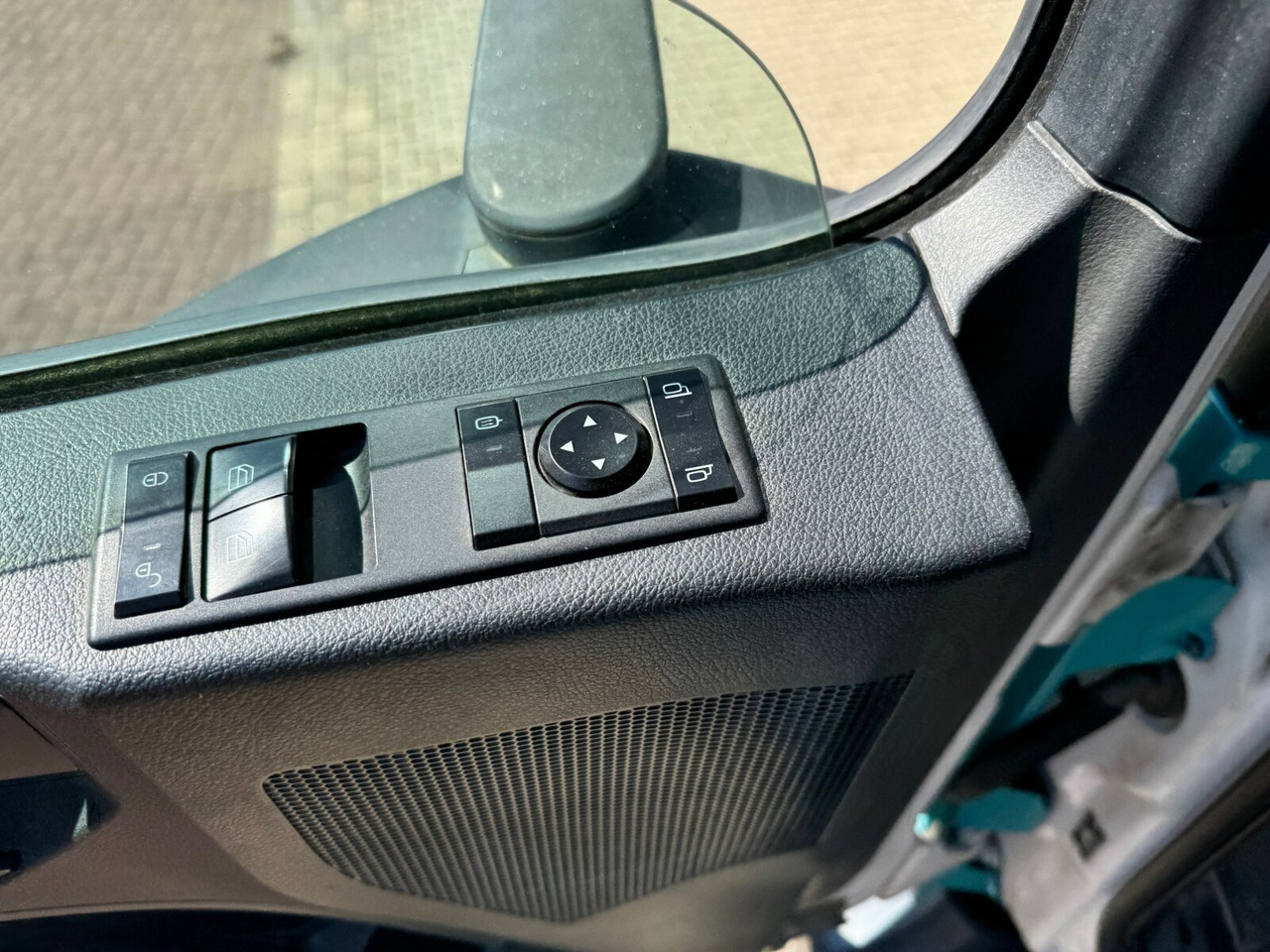 Mercedes-Benz Arocs 3343 S 6x4 Arocs 3343 S 6x4, Full Steel, 3x Vorhanden! - Tracteur routier: photos 4 Mercedes-Benz Arocs 3343 S 6x4 Arocs 3343 S 6x4, Full Steel, 3x Vorhanden! - Tracteur routier: photos 4