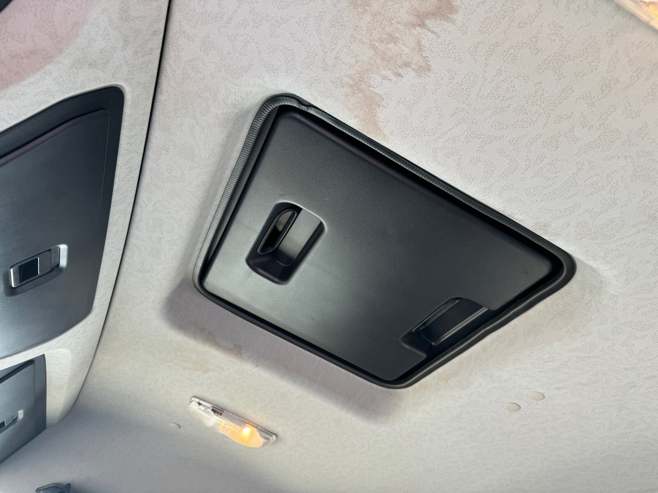 Mercedes-Benz Arocs 3343 S 6x4 Arocs 3343 S 6x4, Full Steel, 3x Vorhanden! - Tracteur routier: photos 5 Mercedes-Benz Arocs 3343 S 6x4 Arocs 3343 S 6x4, Full Steel, 3x Vorhanden! - Tracteur routier: photos 5