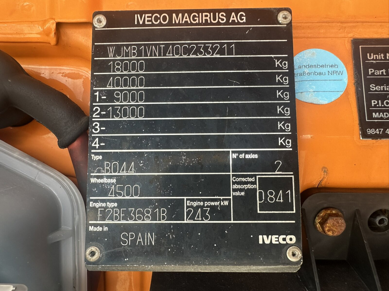 Trakker AD190T33WP 4x4 Trakker AD190T33WP 4x4, Winterdienstausstattung - crédit-bail Trakker AD190T33WP 4x4 Trakker AD190T33WP 4x4, Winterdienstausstattung: photos 10