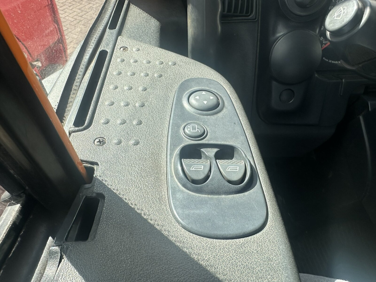 Trakker AD190T33WP 4x4 Trakker AD190T33WP 4x4, Winterdienstausstattung - crédit-bail Trakker AD190T33WP 4x4 Trakker AD190T33WP 4x4, Winterdienstausstattung: photos 11