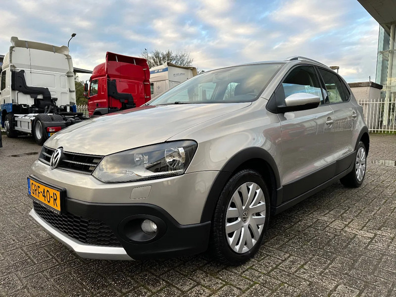 Volkswagen Polo 1.2 TSI CROSS + AUTOMATIC + 101.474 KM + APK/TUV - Voiture à hayon: photos 1 Volkswagen Polo 1.2 TSI CROSS + AUTOMATIC + 101.474 KM + APK/TUV - Voiture à hayon: photos 1