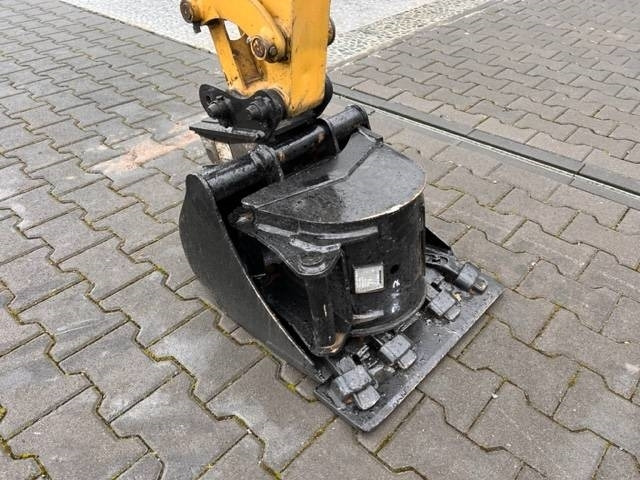 CAT 301.7 CR - Mini pelle: photos 4 CAT 301.7 CR - Mini pelle: photos 4
