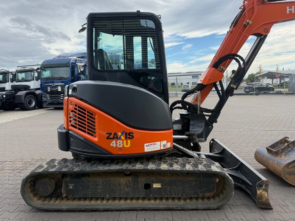 Hitachi ZX 48 U-3 CLR - Mini pelle: photos 3 Hitachi ZX 48 U-3 CLR - Mini pelle: photos 3