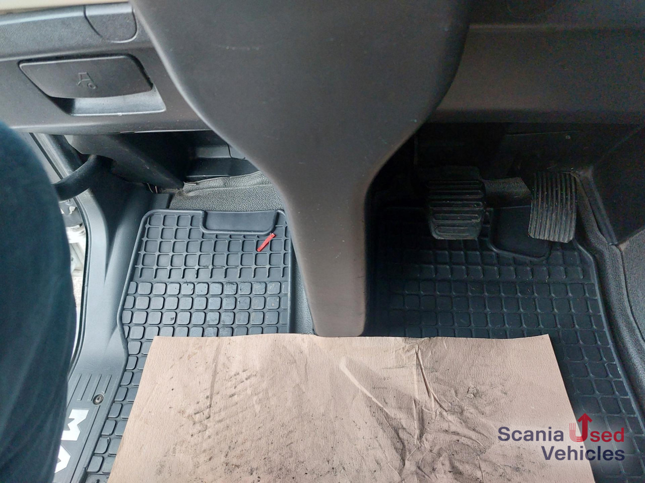 MAN TGX 18.500LL Low Liner - Tracteur routier: photos 2 MAN TGX 18.500LL Low Liner - Tracteur routier: photos 2