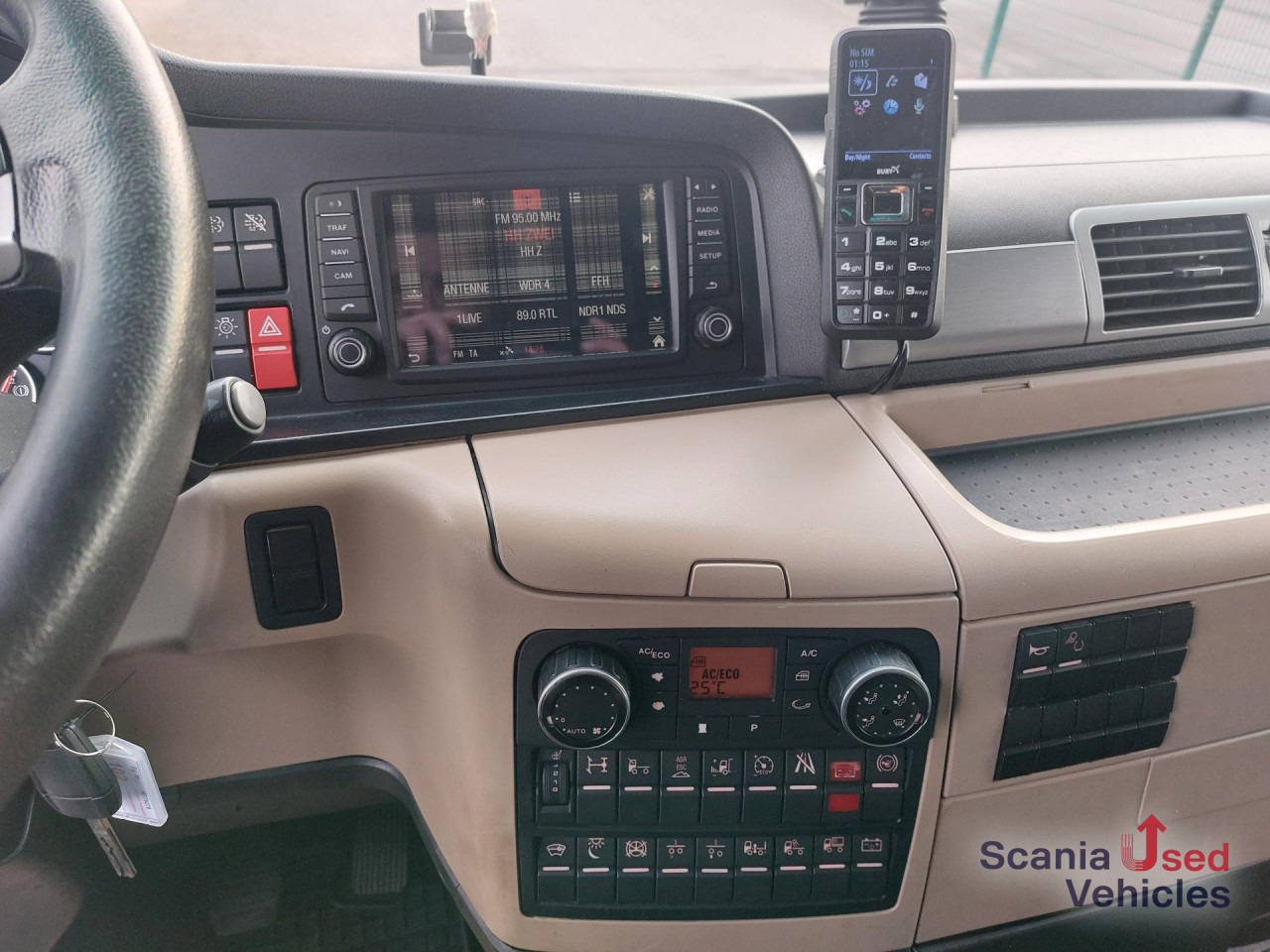 MAN TGX 18.500LL Low Liner - Tracteur routier: photos 3 MAN TGX 18.500LL Low Liner - Tracteur routier: photos 3