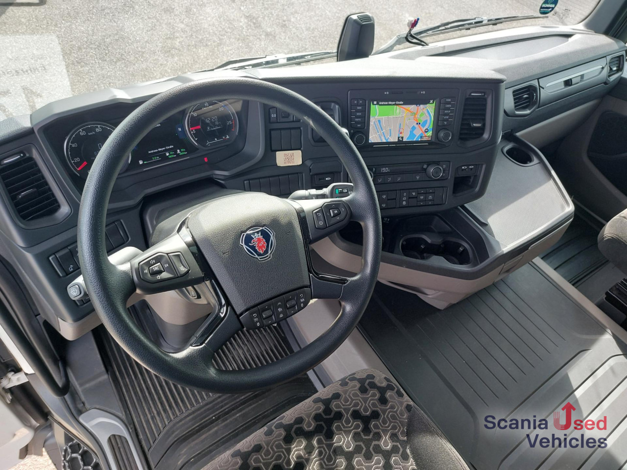 SCANIA R 460 A4x2NA SUPER, 2 Kreis Hydraulik - Tracteur routier: photos 2 SCANIA R 460 A4x2NA SUPER, 2 Kreis Hydraulik - Tracteur routier: photos 2