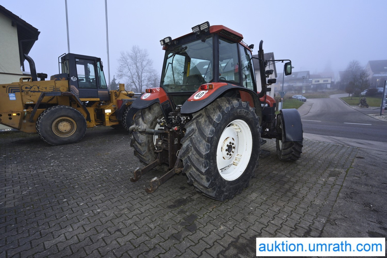 NEW HOLLAND M100 4x4 - Tracteur agricole: photos 5 NEW HOLLAND M100 4x4 - Tracteur agricole: photos 5