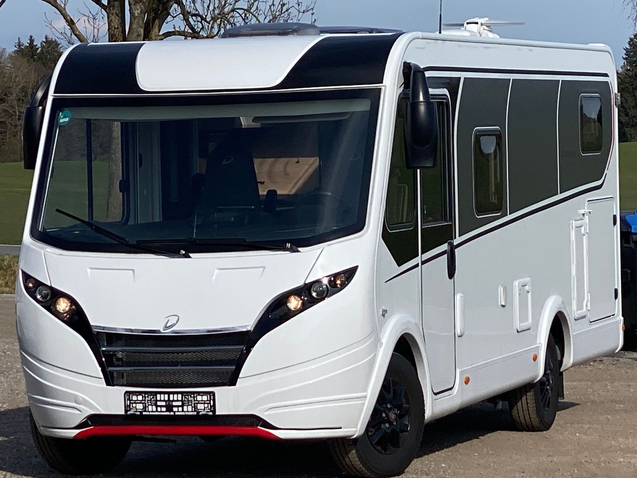 Dethleffs Globebus I 6,Ländbetten, Hubbett,4 personen - Camping-car intégral: photos 3 Dethleffs Globebus I 6,Ländbetten, Hubbett,4 personen - Camping-car intégral: photos 3