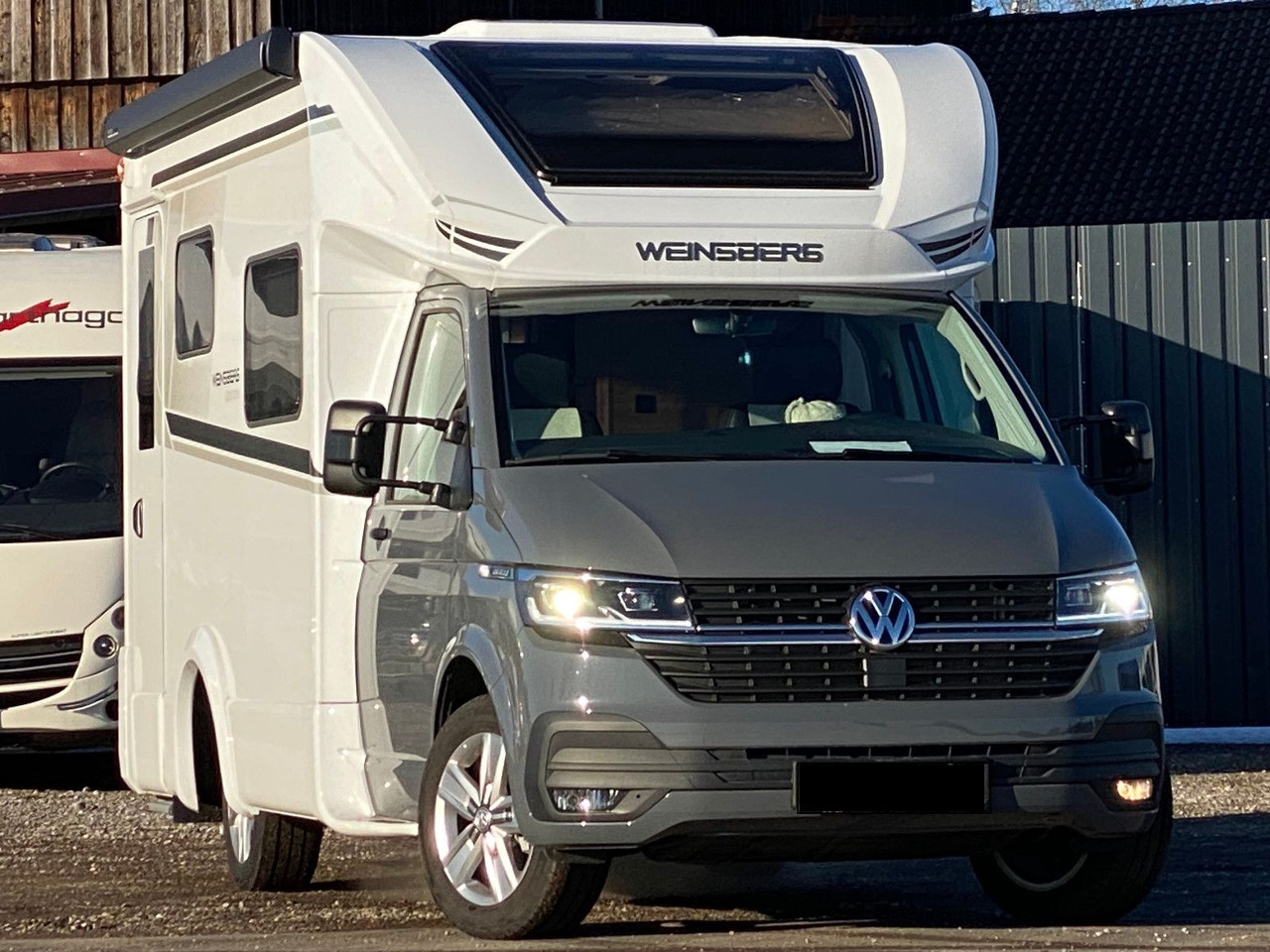 Weinsberg X-Cursion Van Edition 500utomatik,AHK LT, A - Camping-car profilé: photos 1 Weinsberg X-Cursion Van Edition 500utomatik,AHK LT, A - Camping-car profilé: photos 1