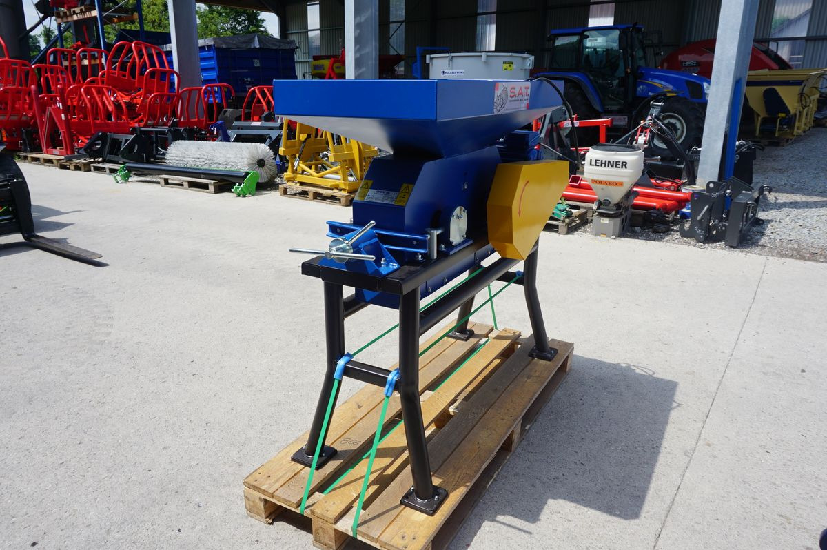 Équipement de traitement post-récolte GTH-1800- Getreidequetsche-NEUMASCHINE: photos 6