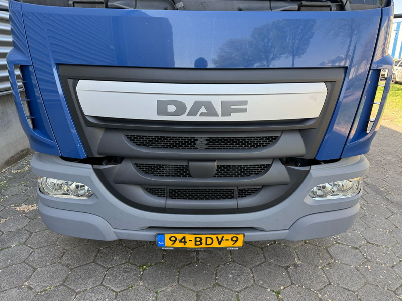 DAF LF 220 / 16 Tons / Tail Lift / 6 Cilinder / TUV:7-2025 / NL Truck - Camion fourgon: photos 5 DAF LF 220 / 16 Tons / Tail Lift / 6 Cilinder / TUV:7-2025 / NL Truck - Camion fourgon: photos 5