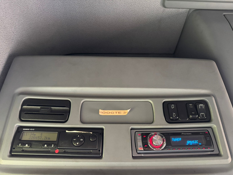 Camion fourgon Mercedes-Benz ATEGO 818 / 228.000..KM!! / Sleeping Cab / TUV: 7-2026 / NL Truck: photos 11