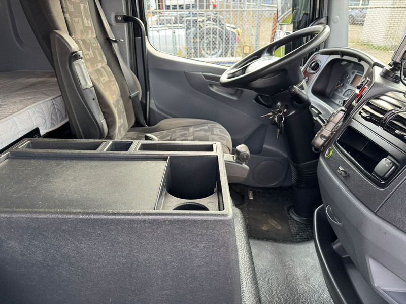 Camion fourgon Mercedes-Benz ATEGO 818 / 228.000..KM!! / Sleeping Cab / TUV: 7-2026 / NL Truck: photos 9