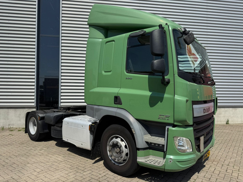 DAF DAF CF 330 / Low Roof / TUV: 3-2026 / NL Truck - Tracteur routier: photos 2 DAF DAF CF 330 / Low Roof / TUV: 3-2026 / NL Truck - Tracteur routier: photos 2