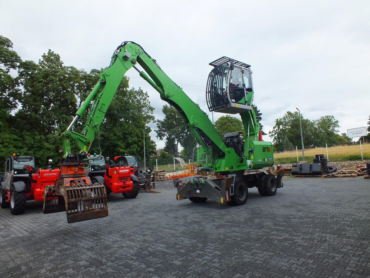 Pelle de manutention pour Engins de chantier neuf SENNEBOGEN 817E: photos 18