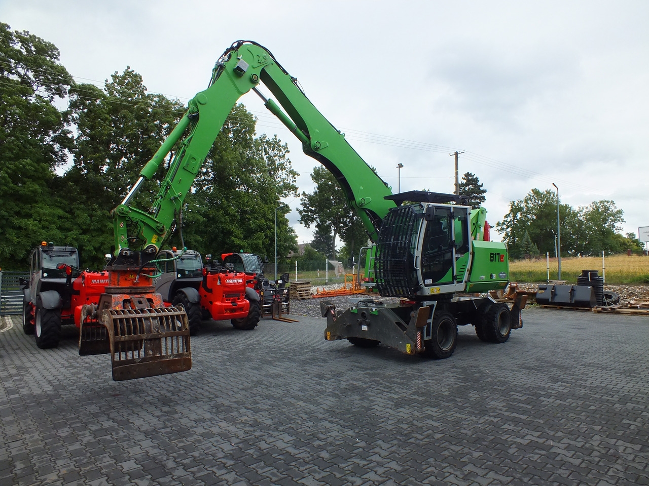 Pelle de manutention pour Engins de chantier neuf SENNEBOGEN 817E: photos 9