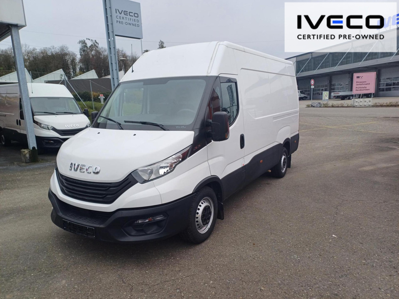 IVECO Daily 35S16V Euro6 Klima ZV - Fourgon utilitaire: photos 1 IVECO Daily 35S16V Euro6 Klima ZV - Fourgon utilitaire: photos 1