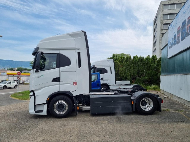 IVECO S-Way AS440S46T/FP CNG - Tracteur routier: photos 2 IVECO S-Way AS440S46T/FP CNG - Tracteur routier: photos 2