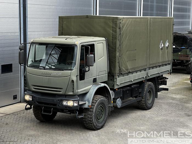 Iveco 140 E 4x4 - Camion plateau: photos 2 Iveco 140 E 4x4 - Camion plateau: photos 2